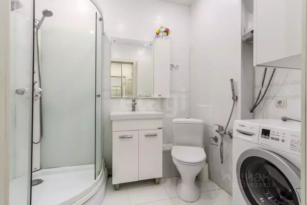 Студия Тюменская область, Тюмень Мелиораторов мкр, ул. Голышева, 10 ... - Фото 1