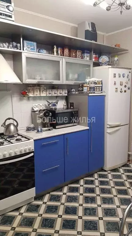 3-к кв. Волгоградская область, Волгоград ул. Полоненко, 16 (97.0 м) - Фото 1