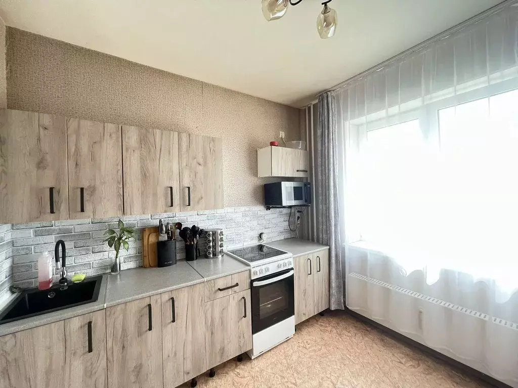 1-к кв. Омская область, Омск ул. 21-я Амурская, 61к2 (33.0 м) - Фото 2