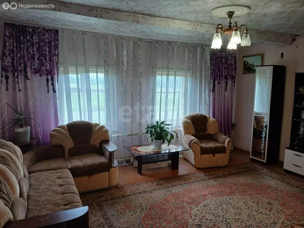 Дом в Челябинская область, Кусинский муниципальный округ, Магнитское ... - Фото 0