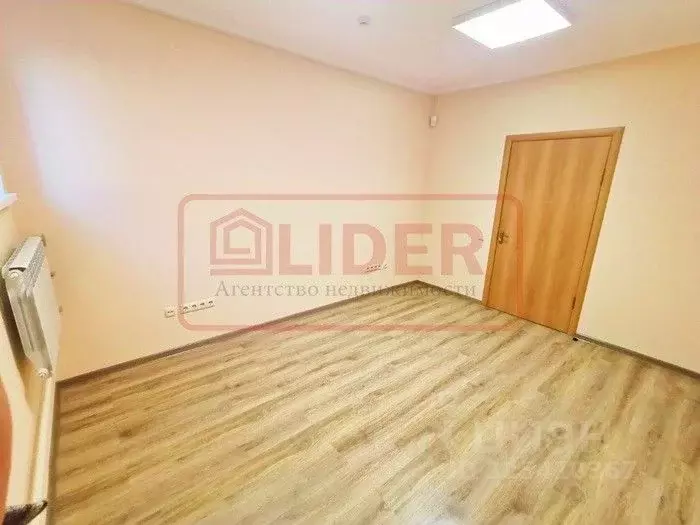 Офис в Севастополь ул. Пожарова, 26А (16 м) - Фото 2