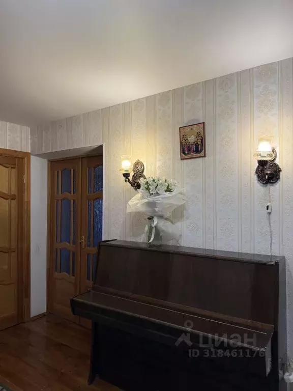 2-к кв. Башкортостан, Уфа ул. Карла Маркса, 54 (70.7 м) - Фото 0