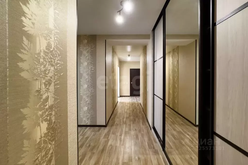 3-к кв. Ульяновская область, Ульяновск пер. 2-й Мира, 26 (101.0 м) - Фото 2