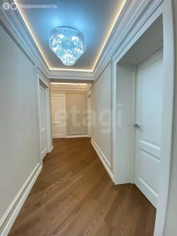 4-комнатная квартира: Махачкала, проспект Гамидова, 77А (100 м) - Фото 2