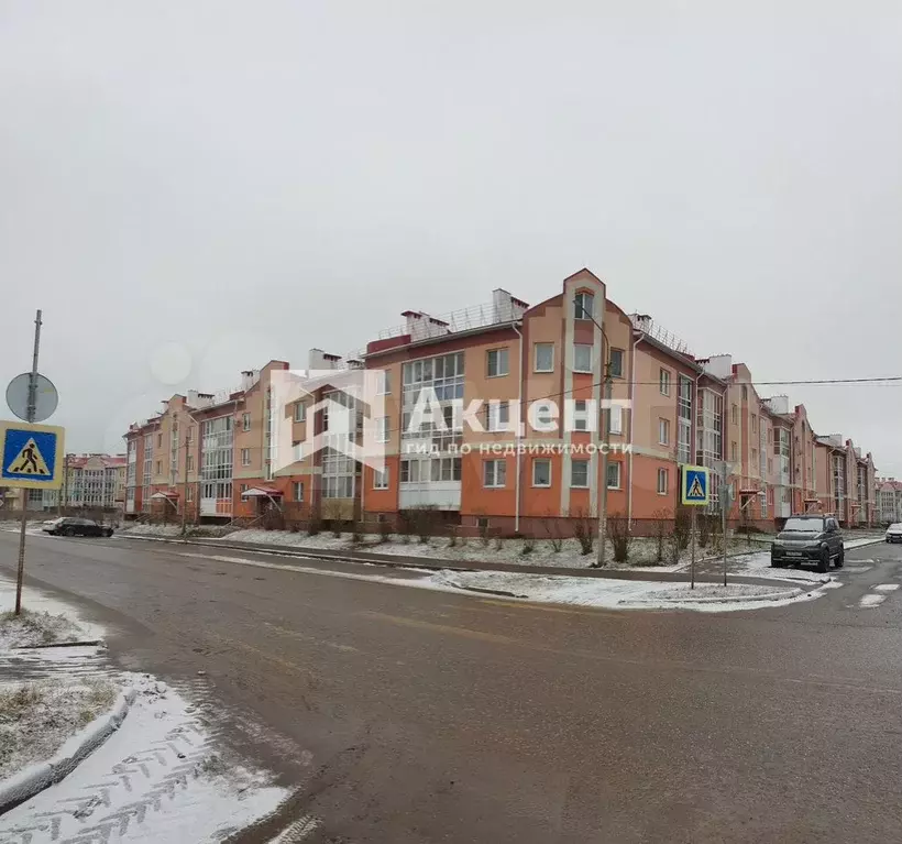 2-к. квартира, 53 м, 1/3 эт. - Фото 0