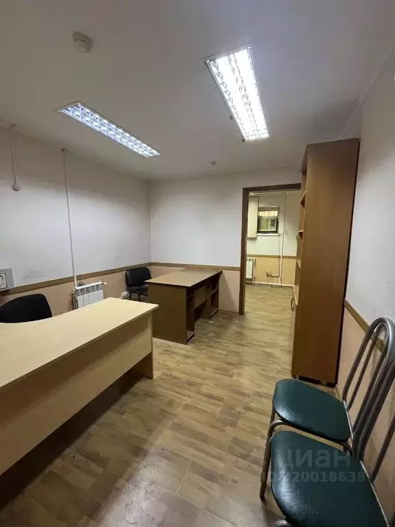 Офис в Астраханская область, Астрахань Вокзальная пл., 6 (17 м) - Фото 0