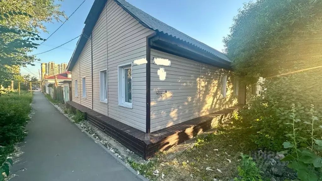 Дом в Омская область, Омск ул. Вавилова (58 м) - Фото 1