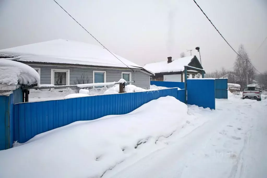 Дом в Кемеровская область, Прокопьевск Амурский пер., 9 (85 м) - Фото 1