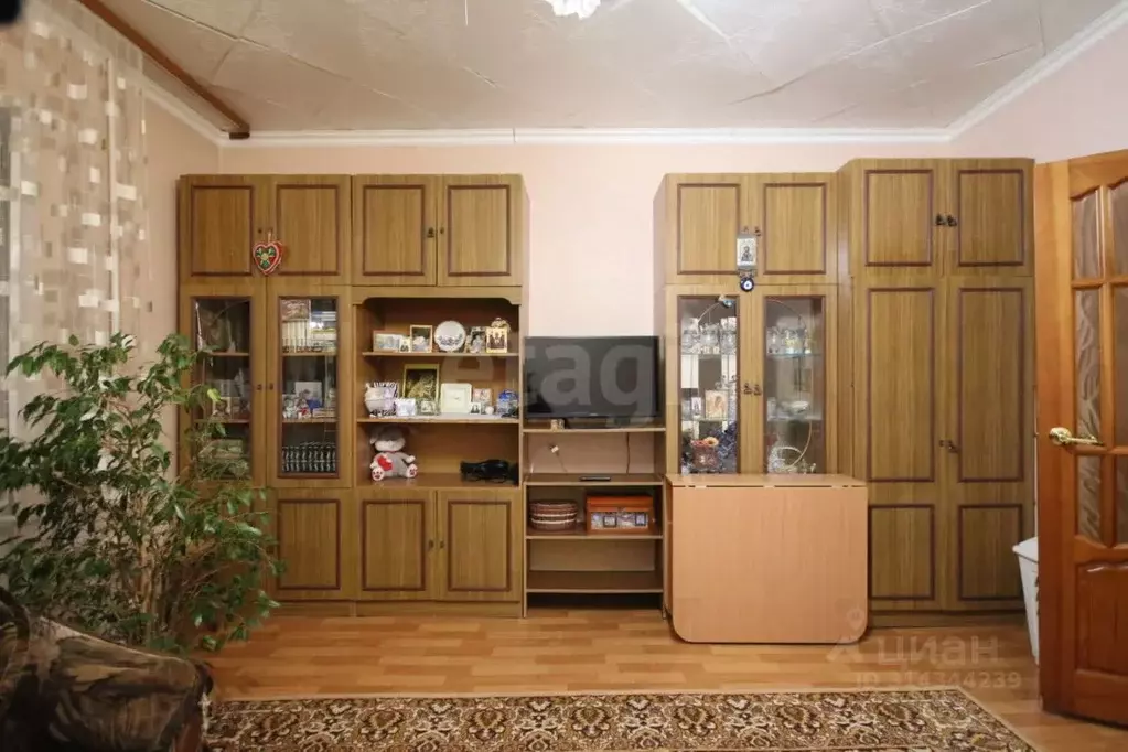 2-к кв. Ямало-Ненецкий АО, Новый Уренгой Юбилейная ул., 1 (57.5 м) - Фото 1