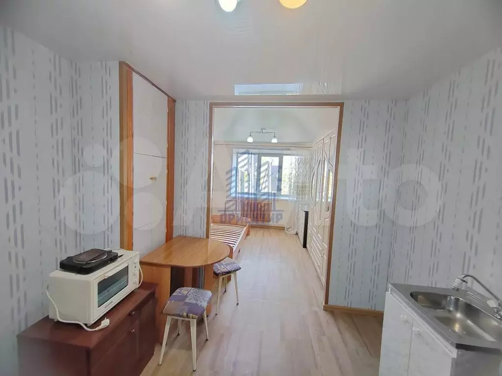 Комната 18 м в 4-к., 5/5 эт. - Фото 1