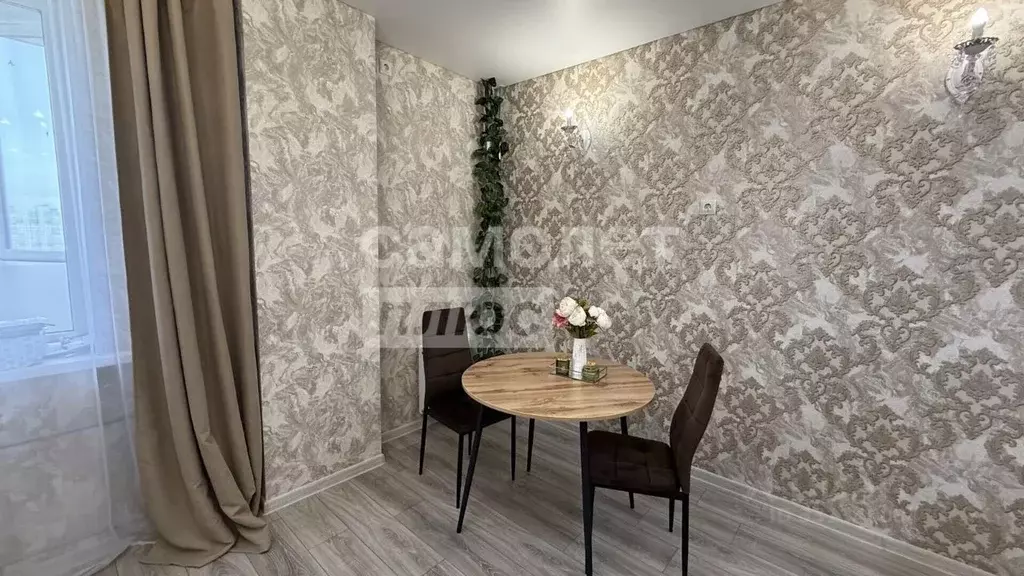 Студия Курская область, Курск просп. Вячеслава Клыкова, 9В (26.9 м) - Фото 1
