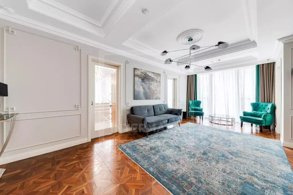 6-к кв. Москва ул. Сергея Макеева, 9к2 (242.0 м) - Фото 1