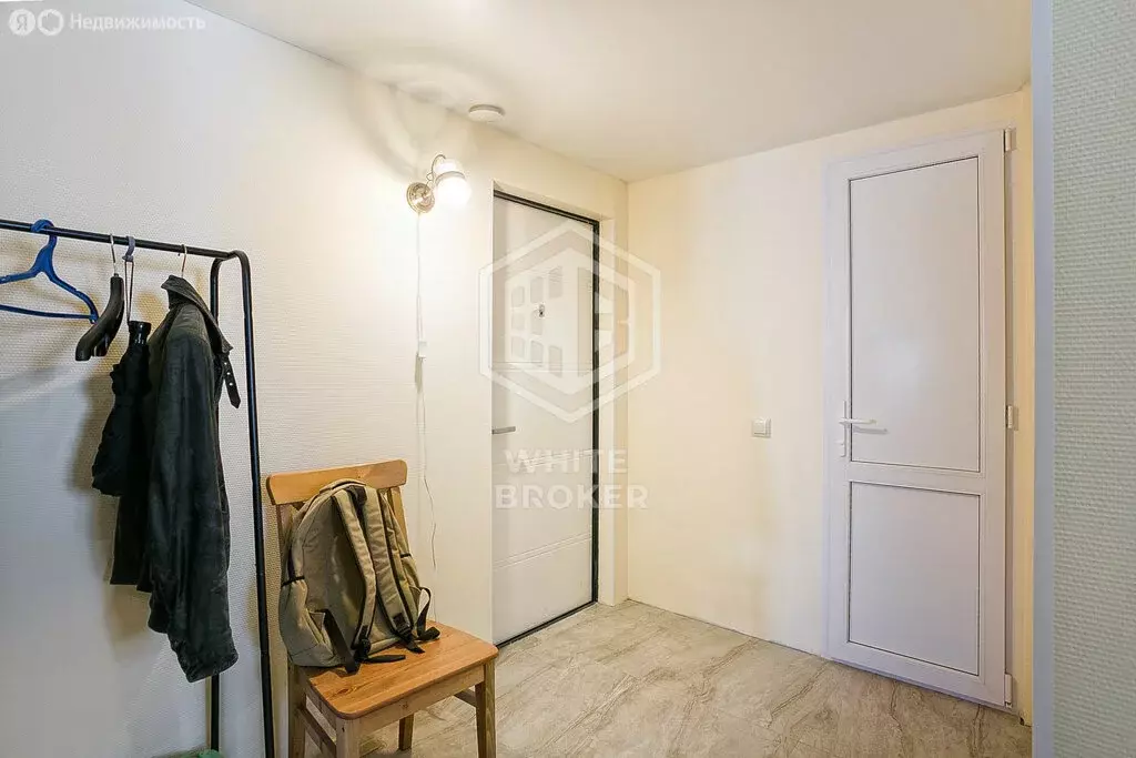 4-комнатная квартира: Ялта, улица Кирова, 12 (59.5 м) - Фото 1