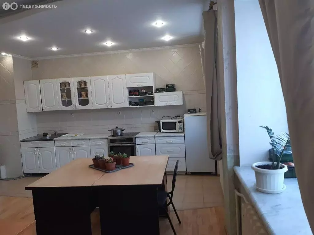 4-комнатная квартира: Тюмень, Холодильная улица, 85к1 (180.6 м) - Фото 2