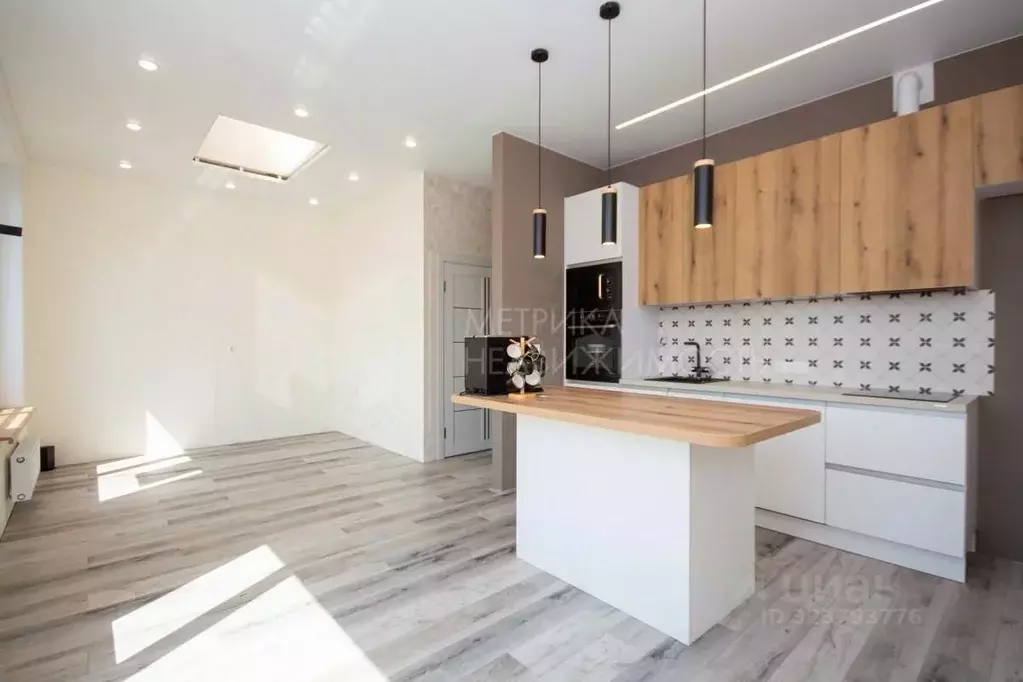 3-к кв. Тюменская область, Тюмень ДОК мкр, ул. Воронинская, 45 (116.3 ... - Фото 1