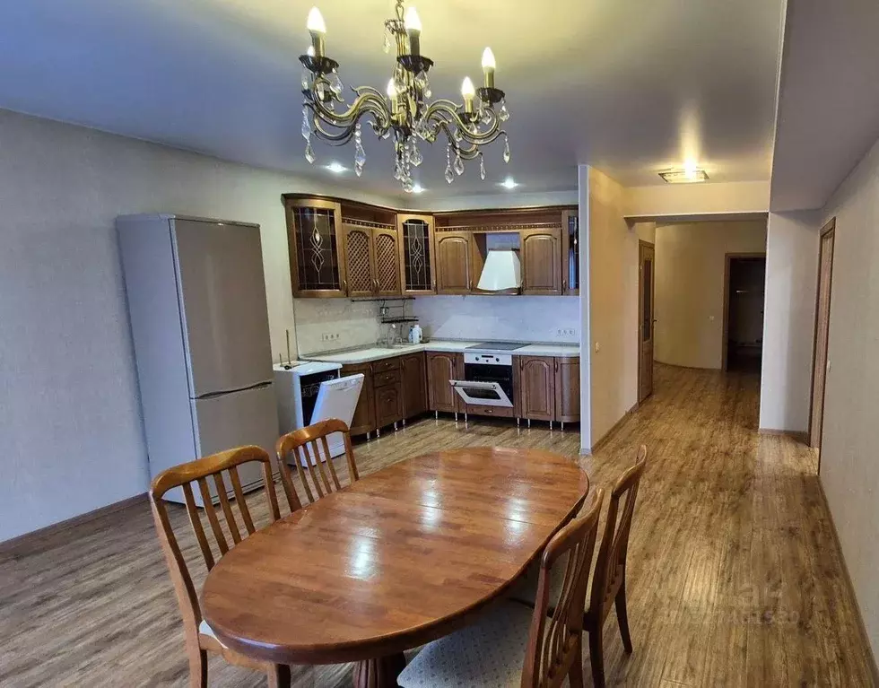 2-к кв. Сахалинская область, Южно-Сахалинск просп. Мира, 267Б (132.0 ... - Фото 2