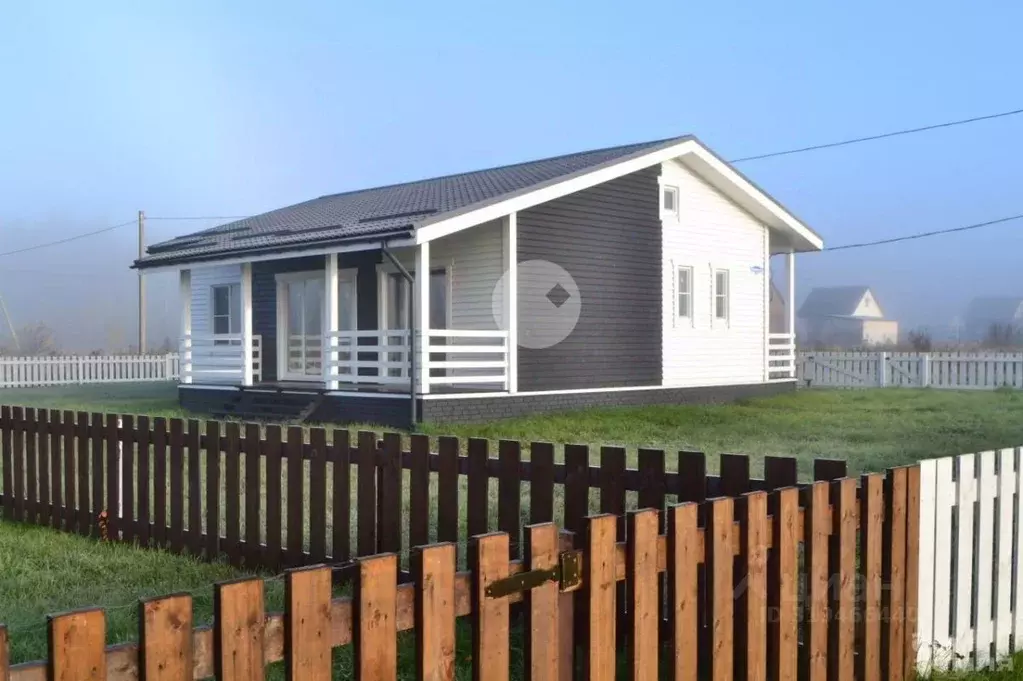 Дом в Новгородская область, Маловишерское городское поселение, д. ... - Фото 2