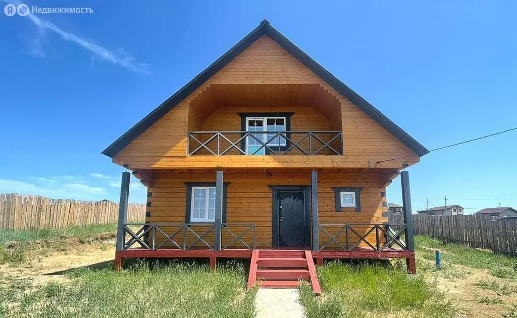 Дом в село Урик, улица Льва Толстого (160 м) - Фото 0
