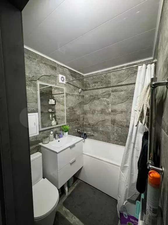2-к. квартира, 41,9 м, 4/4 эт. - Фото 1