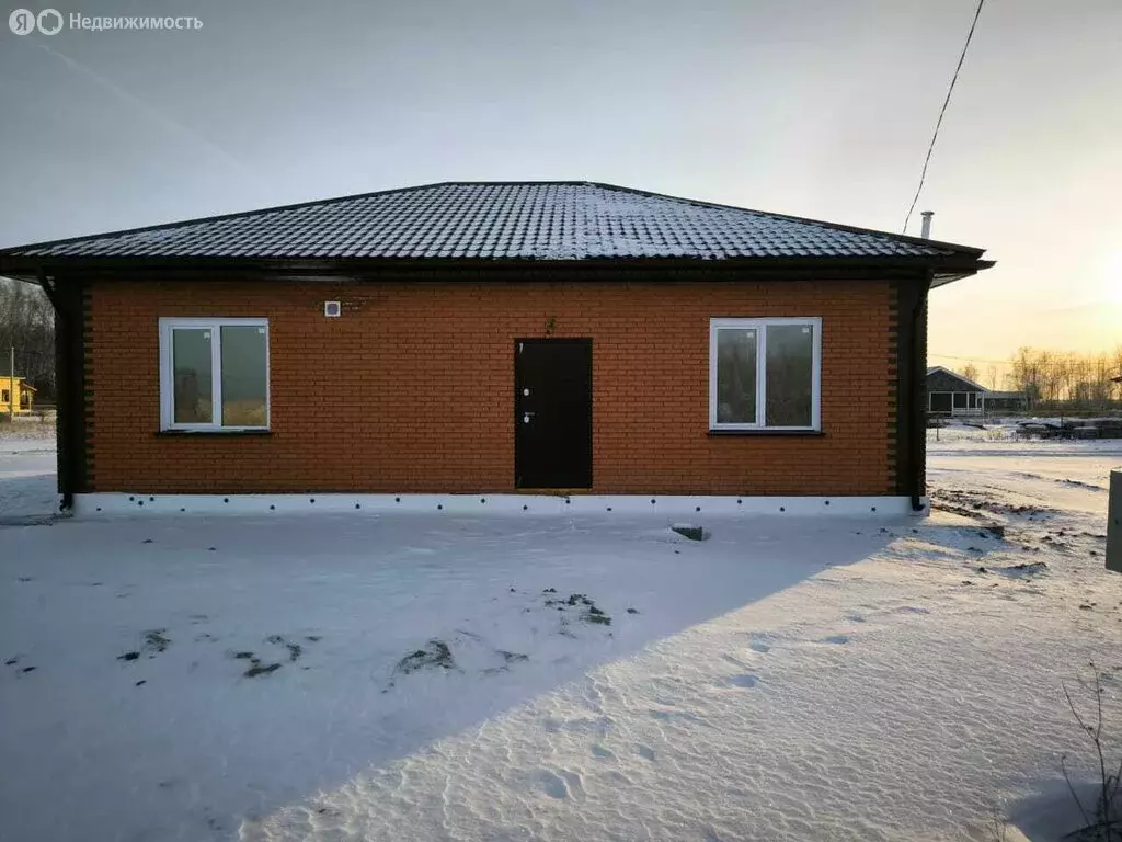 Дом в село Марусино, микрорайон Лебяжье, улица Дружбы (104 м) - Фото 0