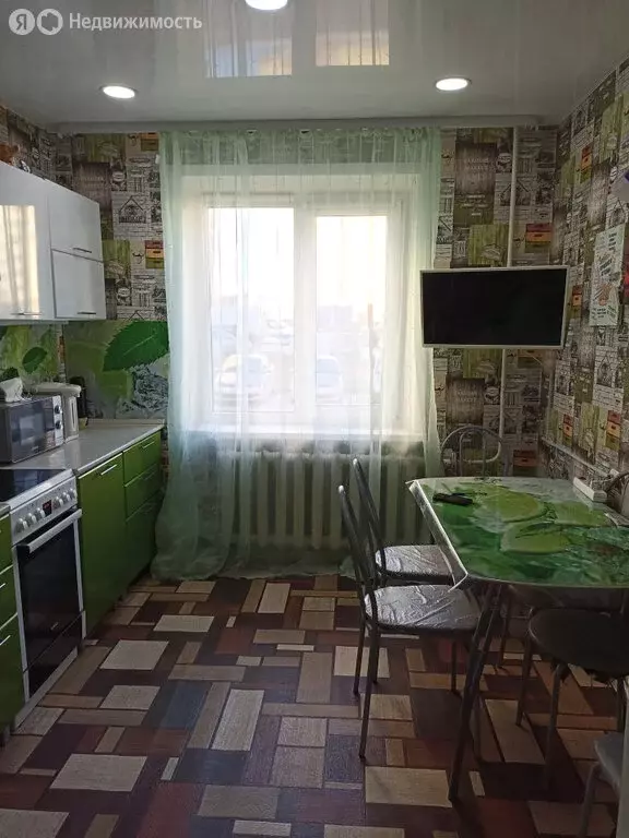 3-комнатная квартира: Пермь, Социалистическая улица, 28 (67.1 м) - Фото 2