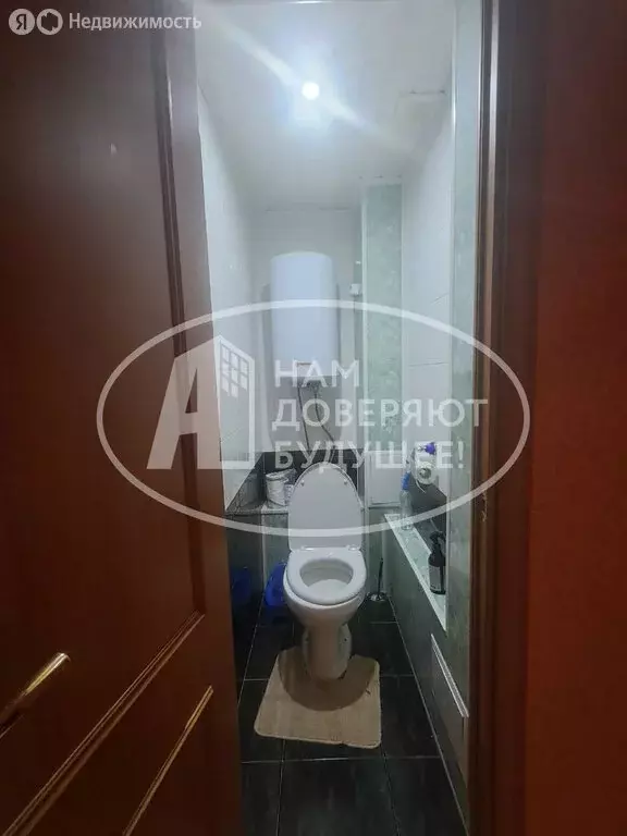 3-комнатная квартира: Губаха, улица Космонавтов, 2 (65.3 м) - Фото 1