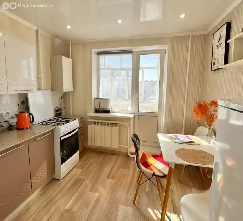 1-комнатная квартира: Чебоксары, улица Мичмана Павлова, 52 (34 м) - Фото 1