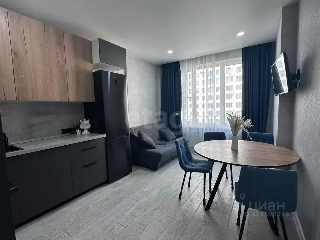 1-к кв. Тюменская область, Тюмень ул. Эльвиры Федоровой, 1 (40.0 м) - Фото 1