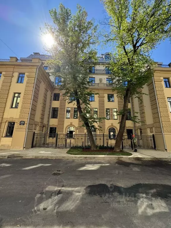 Помещение свободного назначения в Санкт-Петербург наб. Реки Карповки, ... - Фото 2