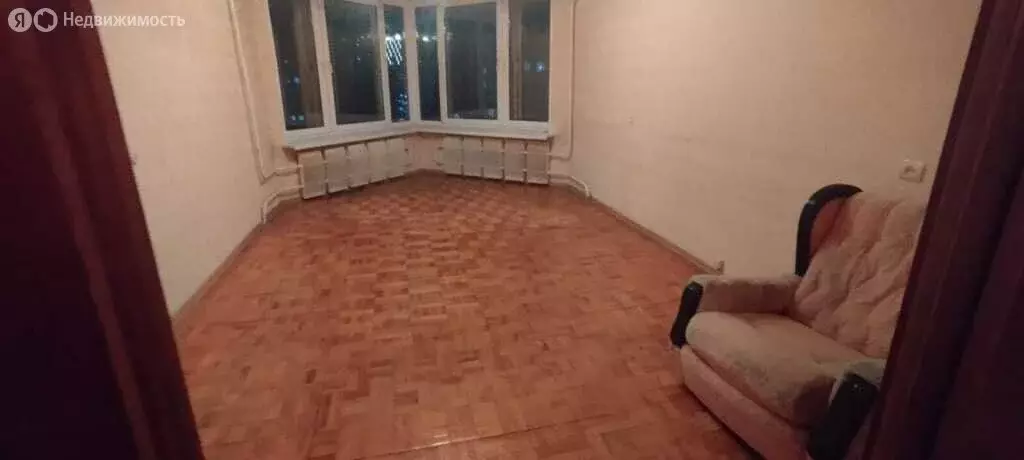 3-комнатная квартира: Уфа, улица Кирова, 46 (65.6 м) - Фото 2