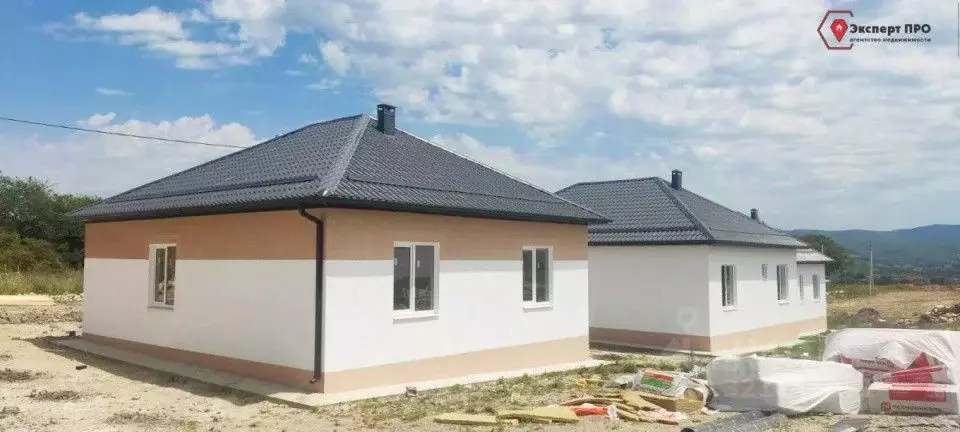 Дом в Краснодарский край, Новороссийск городской округ, Натухаевская ... - Фото 1