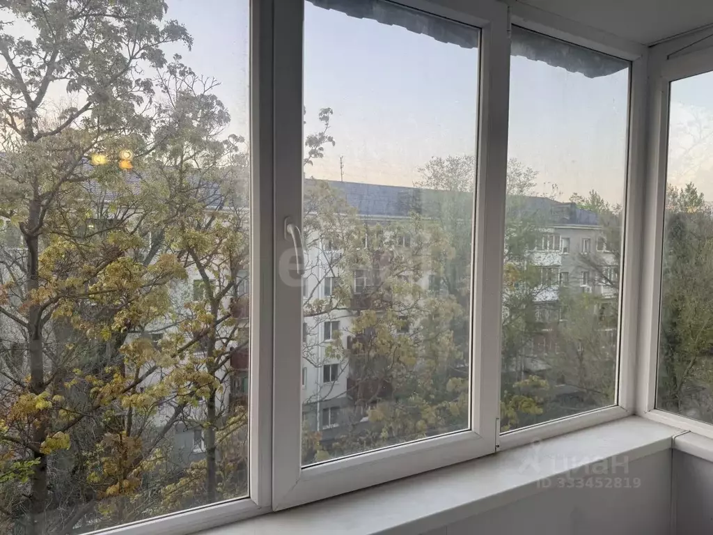 3-к кв. Белгородская область, Белгород Радуга мкр, ул. Шершнева, 17 ... - Фото 1
