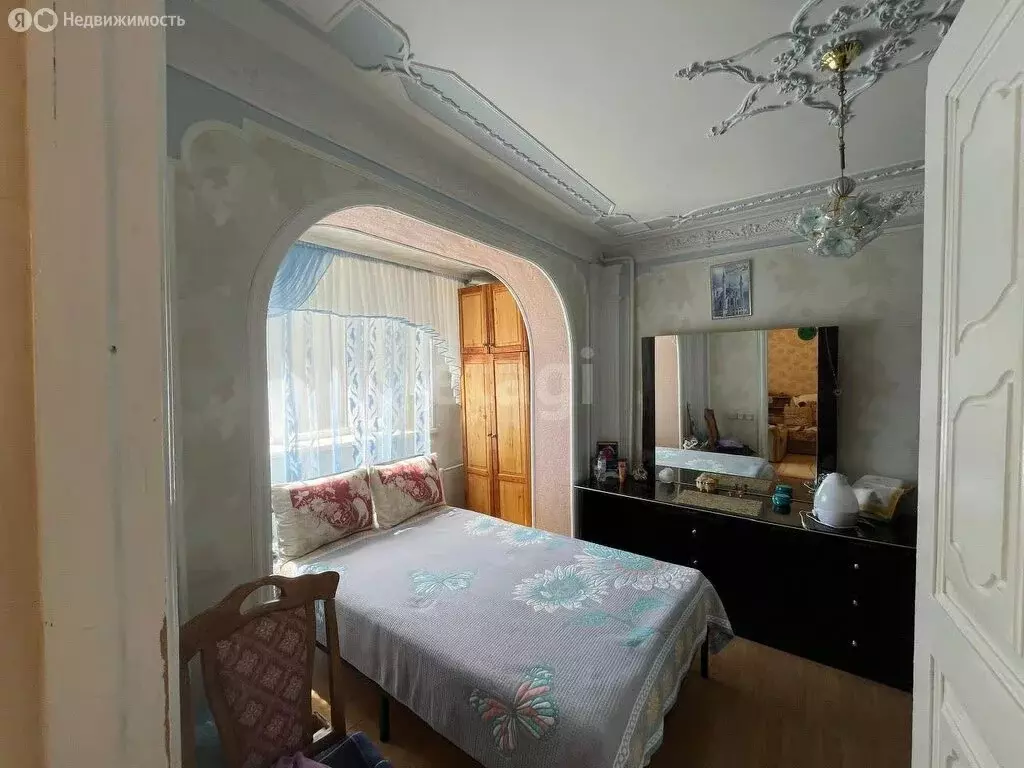 3-комнатная квартира: Уфа, улица Рабкоров, 5 (52 м) - Фото 0