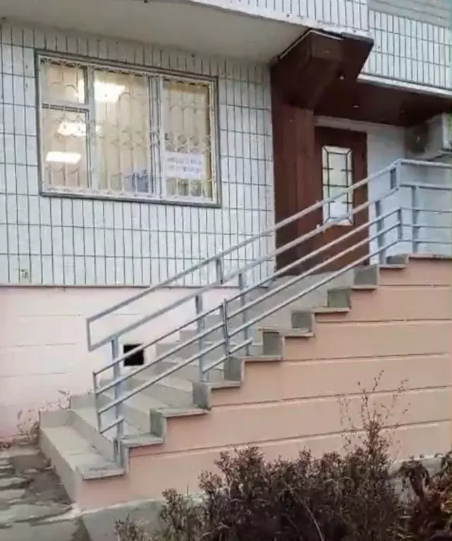 Помещение свободного назначения в Москва ул. Адмирала Лазарева, 58 ... - Фото 1