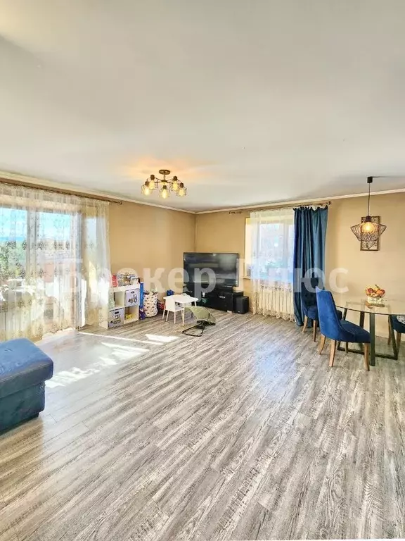 4-к кв. Тыва, Кызыл ул. Дружбы, 40 (73.3 м) - Фото 0