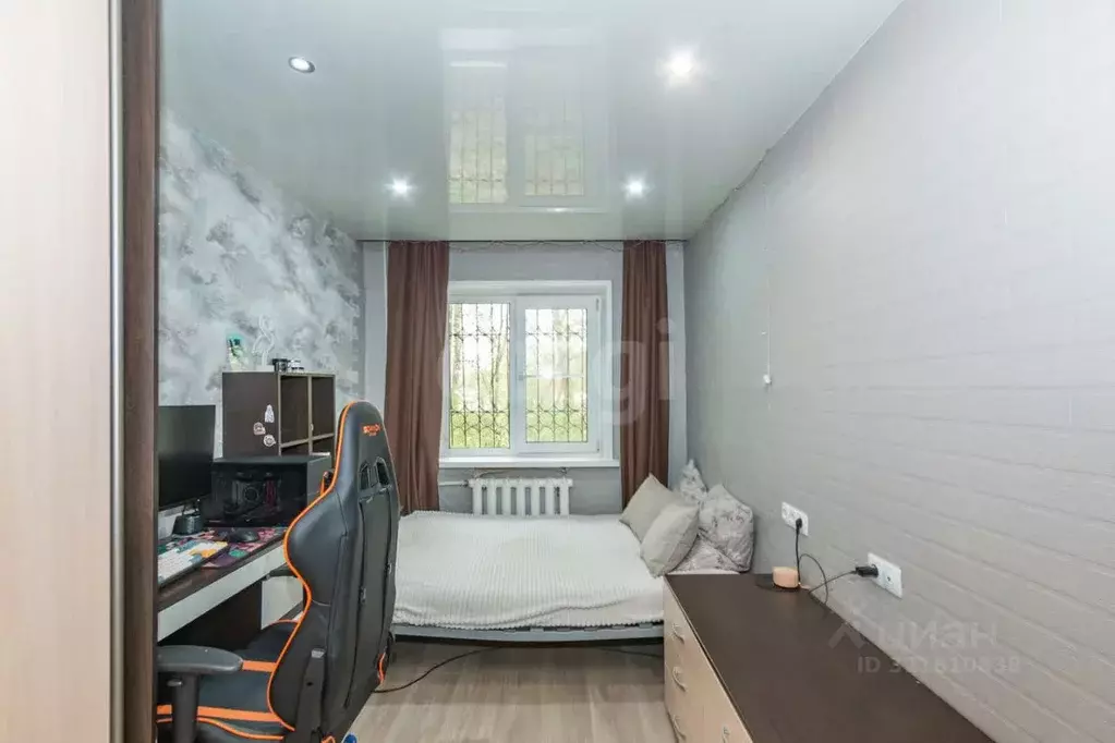 Комната Омская область, Омск Заозерный мкр, ул. Бархатовой, 3Б (10.0 ... - Фото 1