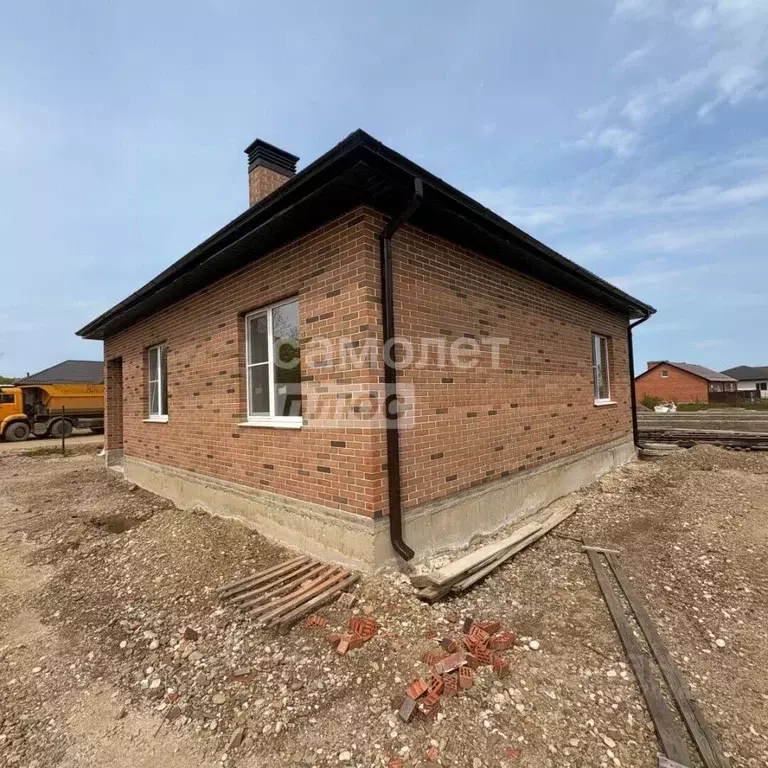 Дом в Краснодарский край, Апшеронск Кленовая ул. (88 м) - Фото 1
