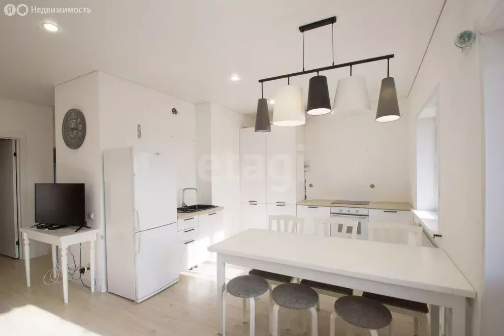 4-комнатная квартира: Калуга, Октябрьская улица, 26 (92.4 м) - Фото 2