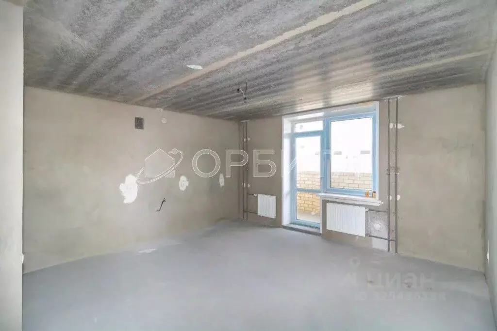 2-к кв. Тюменская область, Тюмень ул. Бирюзова, 6Б (100.0 м) - Фото 0