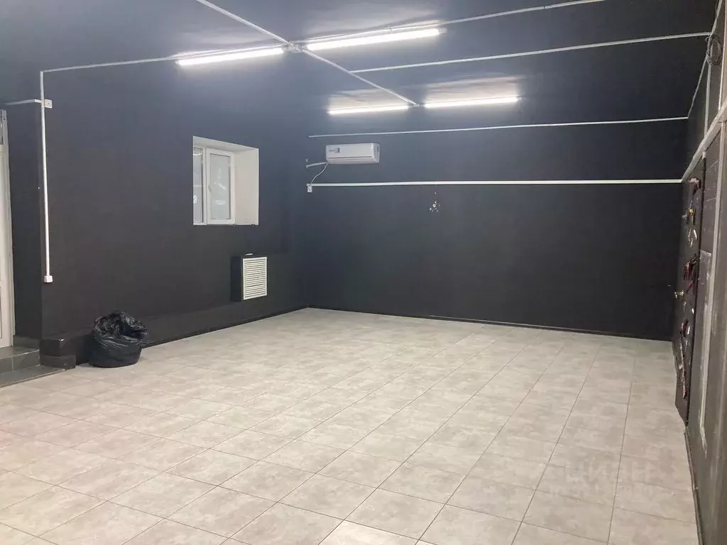 Помещение свободного назначения в Краснодарский край, Ейск ул. Седина, ... - Фото 1