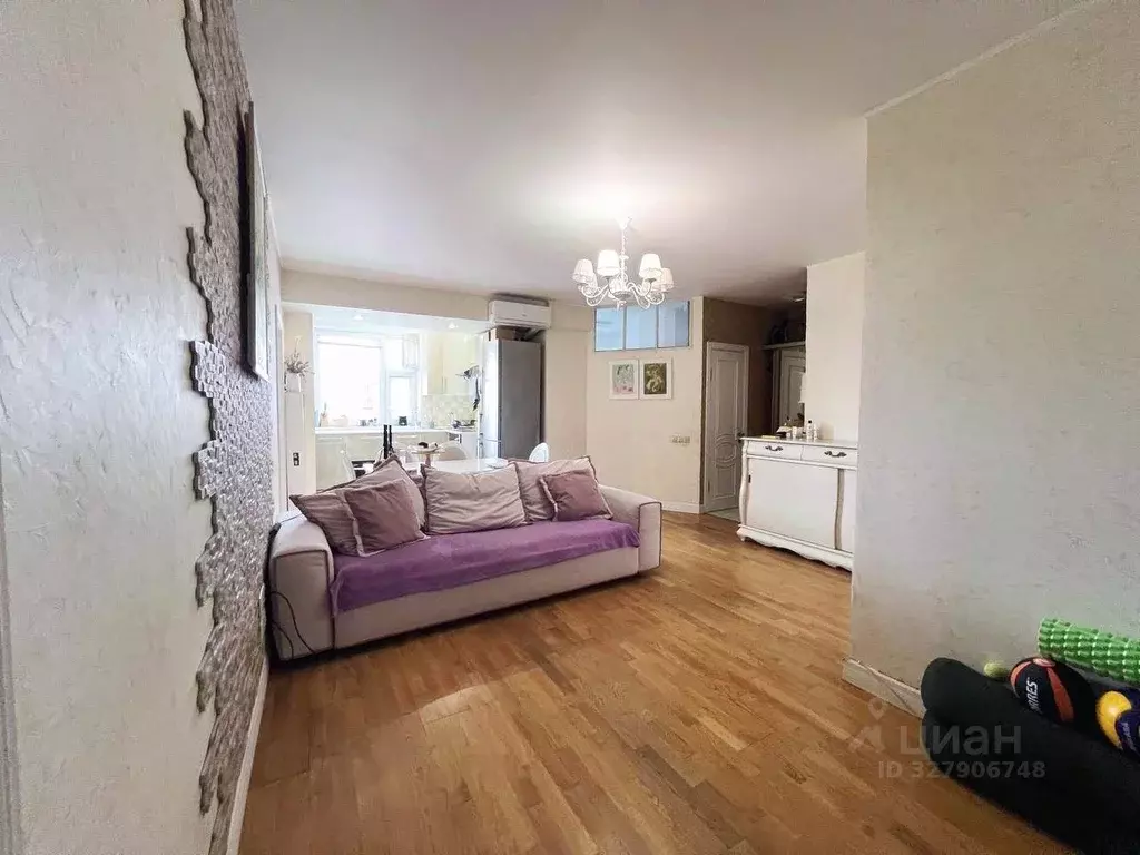 2-к кв. Московская область, Химки ул. Панфилова, 4 (62.2 м) - Фото 2