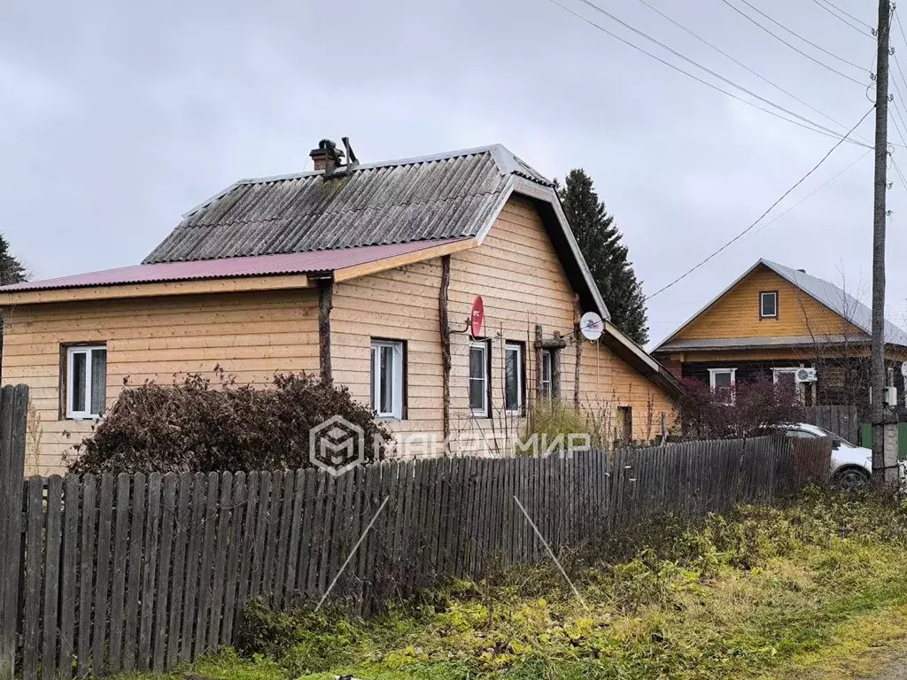 Дом в Кировская область, Омутнинск Сибирская ул., 9 (51 м) - Фото 1