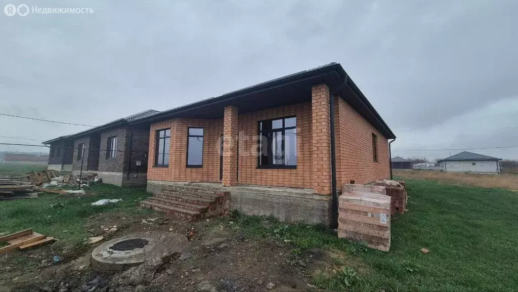 Дом в Ставропольский край, Шпаковский муниципальный округ, село ... - Фото 0