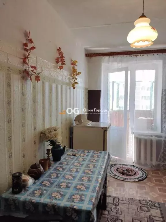 1-к кв. Брянская область, Брянск ул. Есенина, 24 (37.0 м) - Фото 0