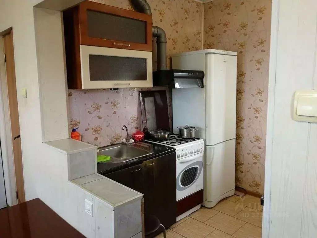 Студия Иркутская область, Иркутск ул. Освобождения, 161 (30.0 м) - Фото 1