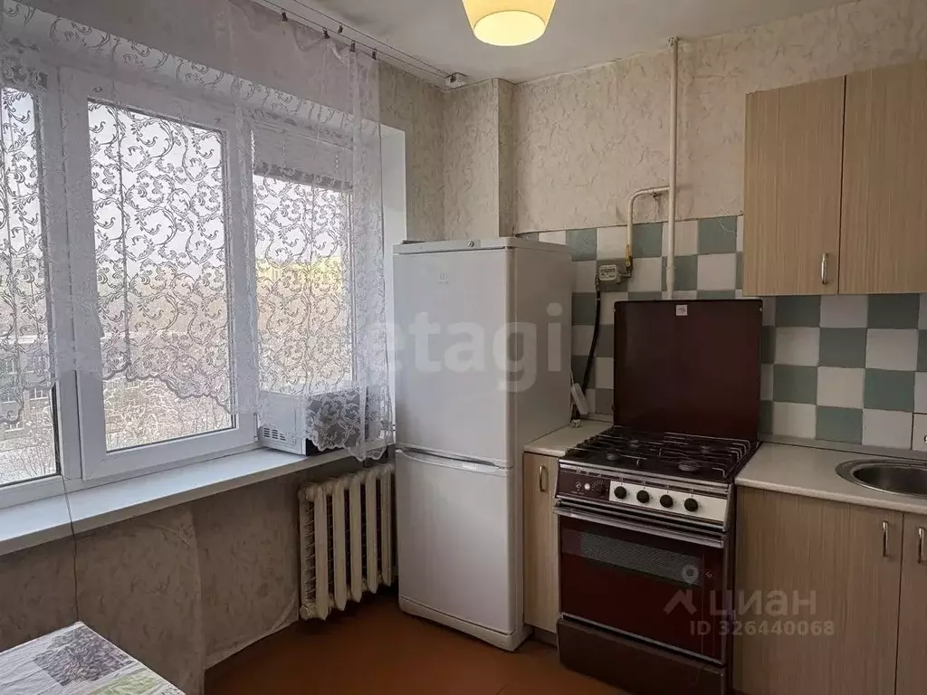 2-к кв. Вологодская область, Череповец Набережная ул., 57 (49.7 м) - Фото 2