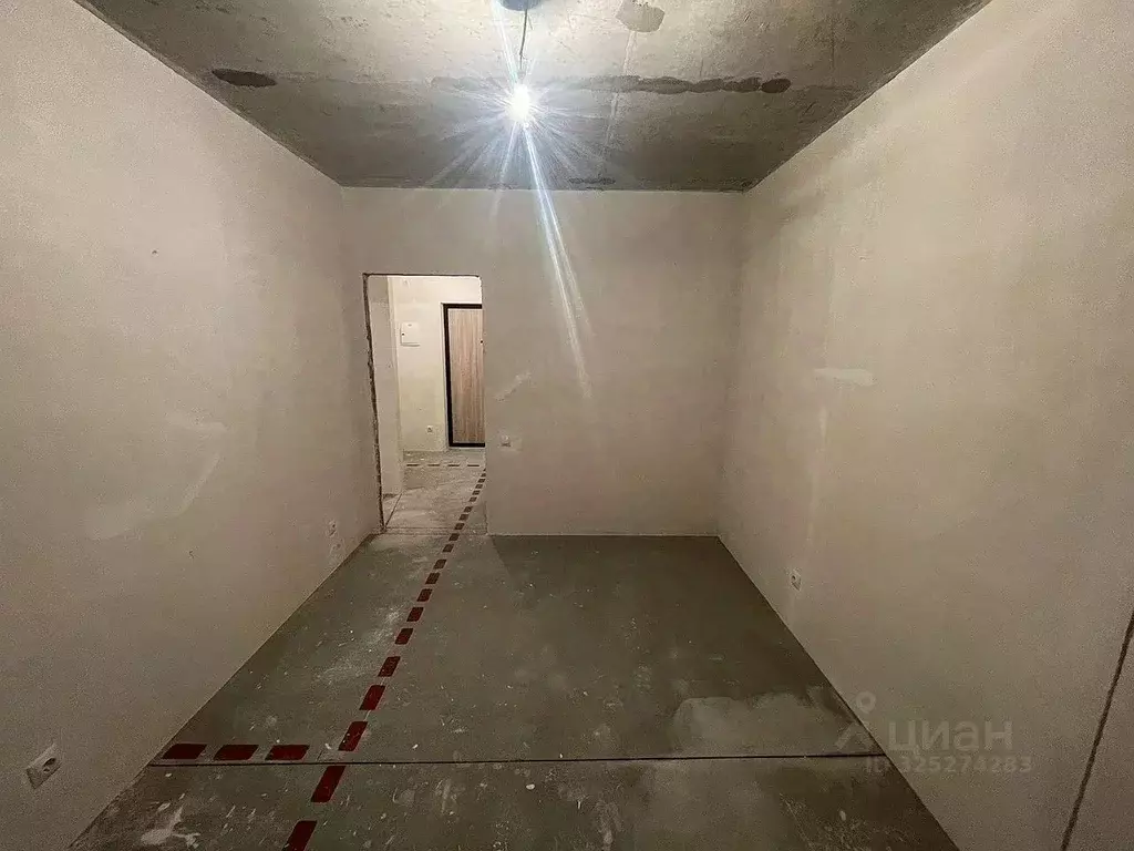 1-к кв. Тюменская область, Тюмень ул. Первооткрывателей, 9 (33.6 м) - Фото 2