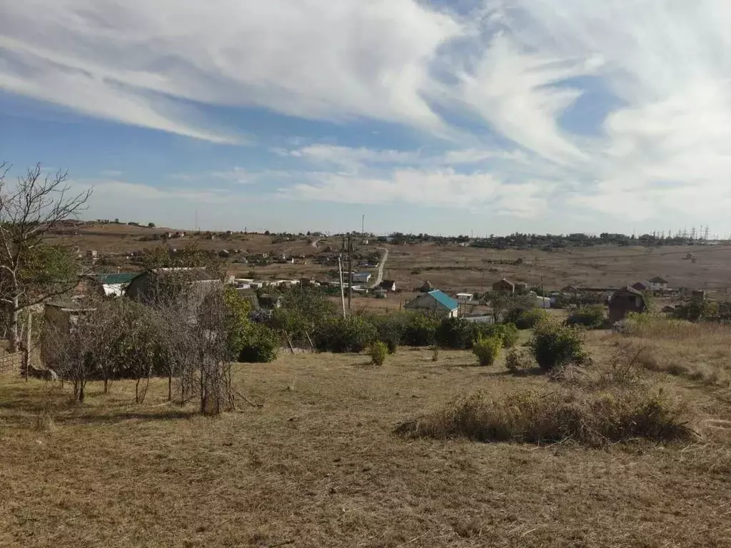 Участок в Крым, Ленинский район, Октябрьское с/пос, Портовик-2 СНТ ул. ... - Фото 1