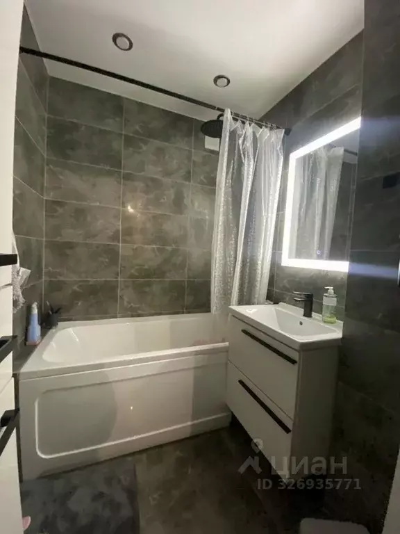 2-к кв. Вологодская область, Череповец просп. Шекснинский, 38А (62.0 ... - Фото 1