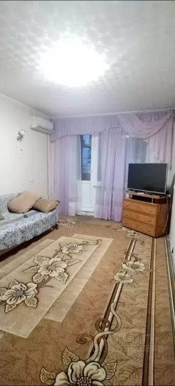 2-к кв. Хабаровский край, Хабаровск Южный мкр, ул. Черняховского, 15А ... - Фото 0